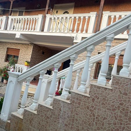 Hotel Nori House Vlorë Exterior foto